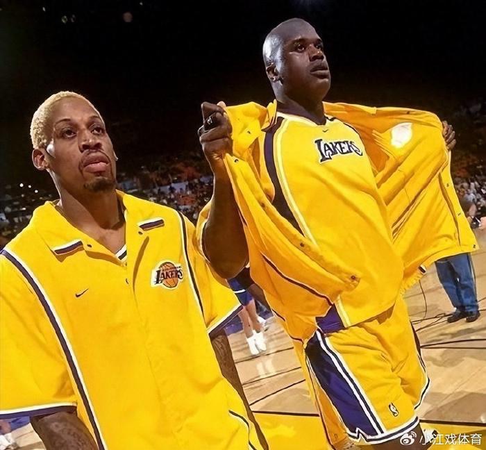 NBA共有14名球员同时和科比詹姆斯做过队友，如果再加上乔丹呢？