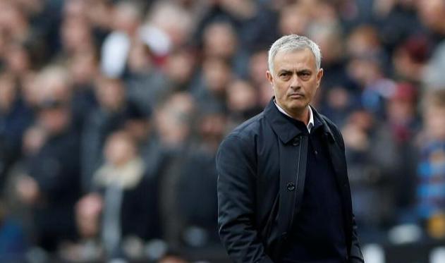 开云体育入口-穆里尼奥三大下家曝光！5.8亿豪门成大热，曼联成备选，复仇瓜帅