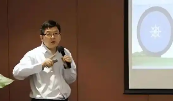 开云官网-复旦大学教授再发争议言论，透露自己已“安全退休”，实现“财富自由”